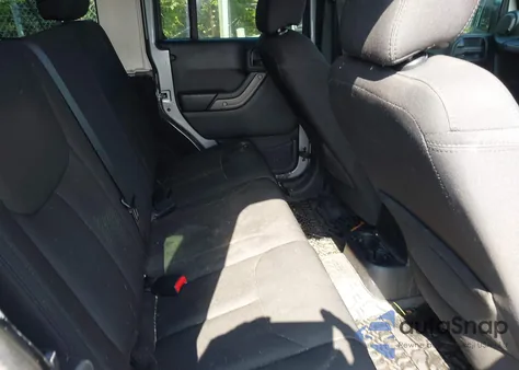 2016 Jeep Wrangler Unlimited Sport Rhd z USA, uszkodzony, nr VIN 1C4BJWKG2GL340536